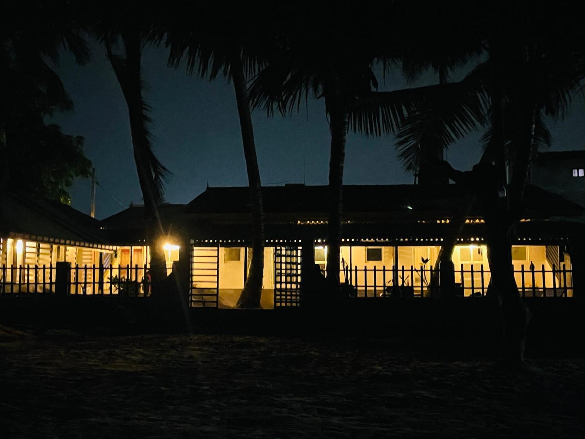 Winston Sea Front Villa เนกอมโบ ภายนอก รูปภาพ