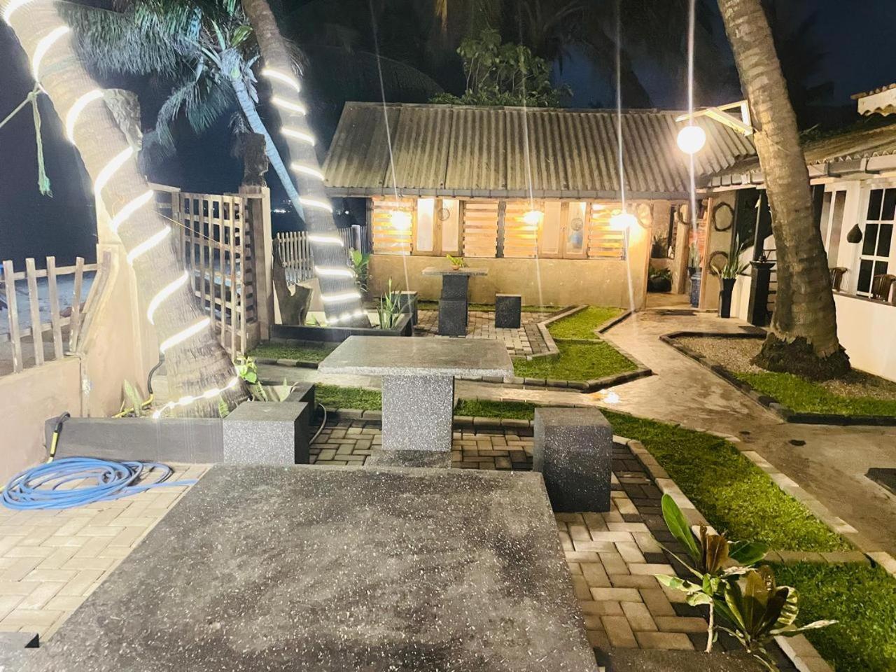 Winston Sea Front Villa เนกอมโบ ภายนอก รูปภาพ